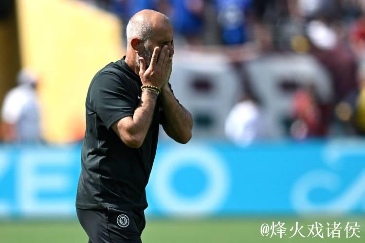 邮报:发布会避而不答,马雷斯卡和高层的问题还会继续发酵 邮报:发布会避而不答,马雷斯卡和高层的问题还会继续发酵